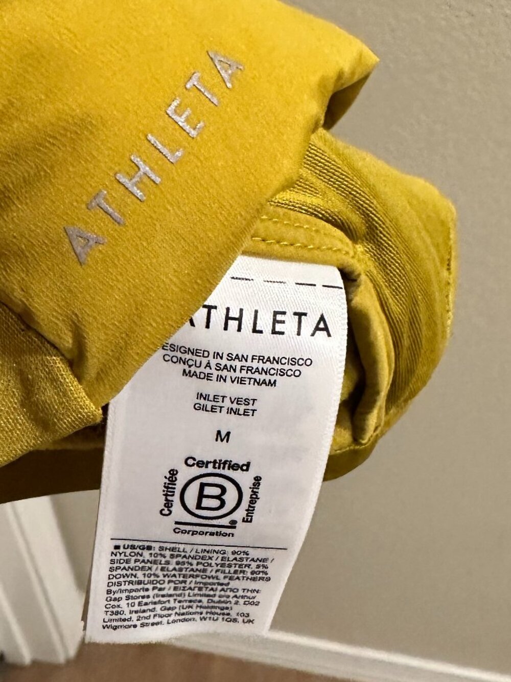 Athleta Inlet Puffer Vest - Size M - Picture 5 of 5